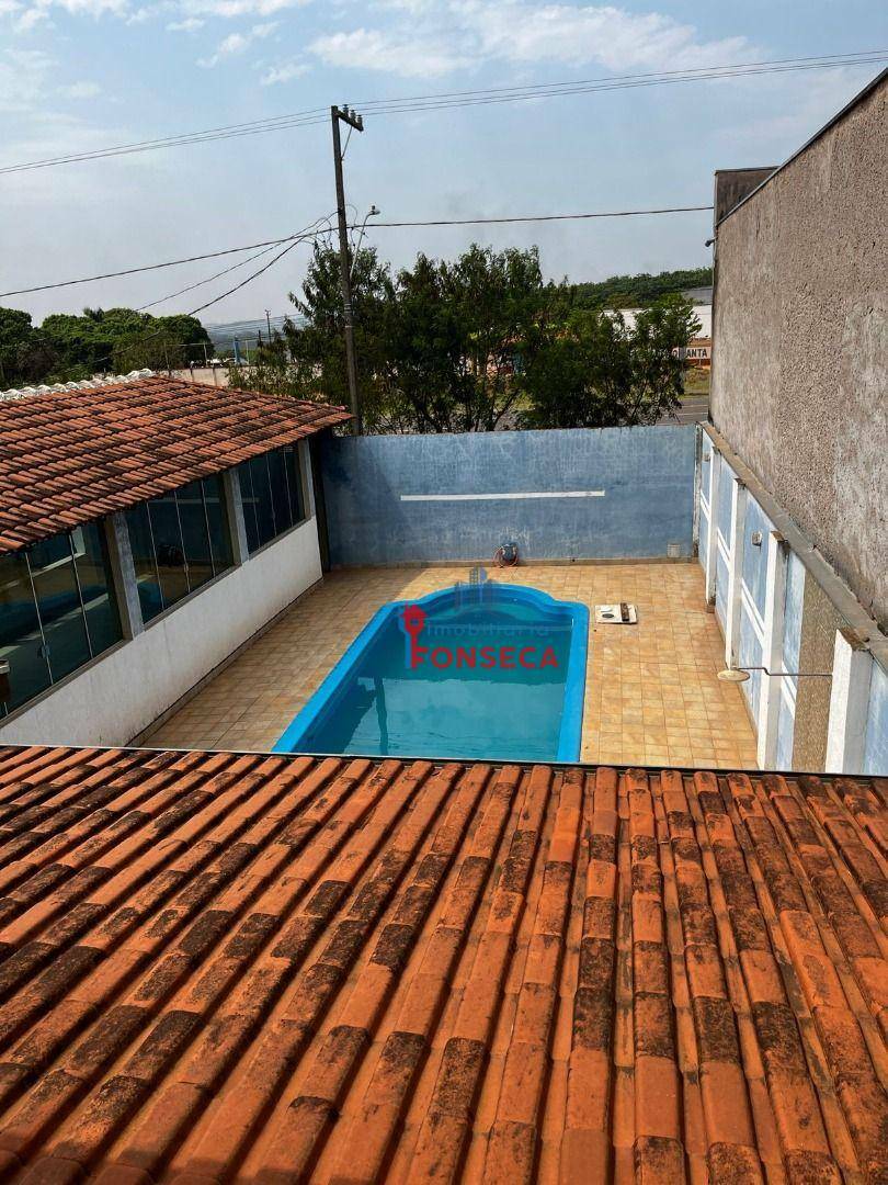 Casa à venda com 3 quartos, 408m² - Foto 9