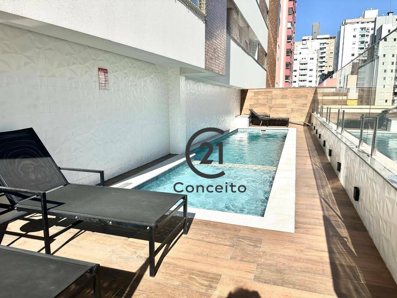 Apartamento para alugar com 3 quartos, 100m² - Foto 36
