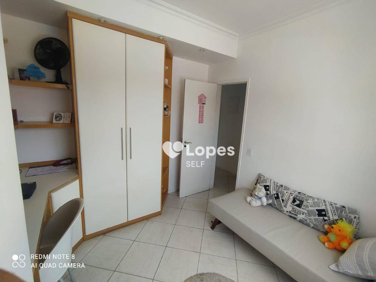 Casa de Condomínio à venda com 4 quartos, 240m² - Foto 21