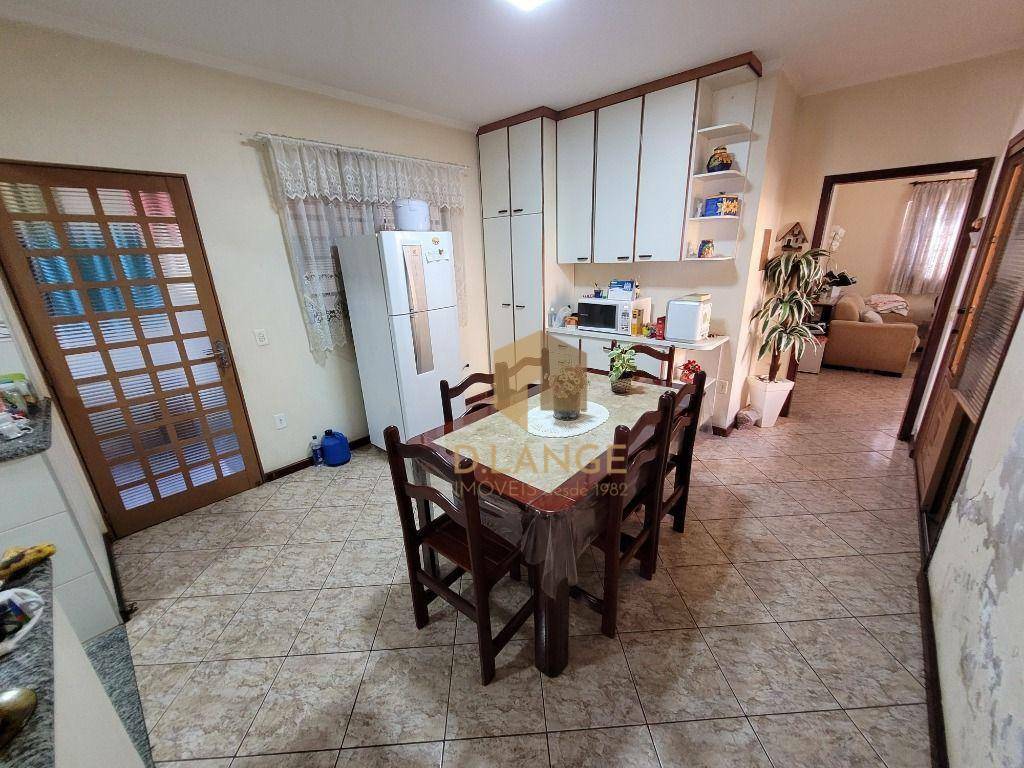 Casa à venda com 3 quartos, 142m² - Foto 10