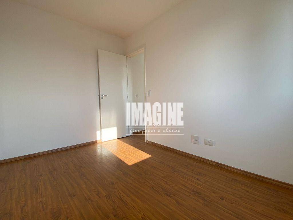 Apartamento à venda com 2 quartos, 45m² - Foto 9