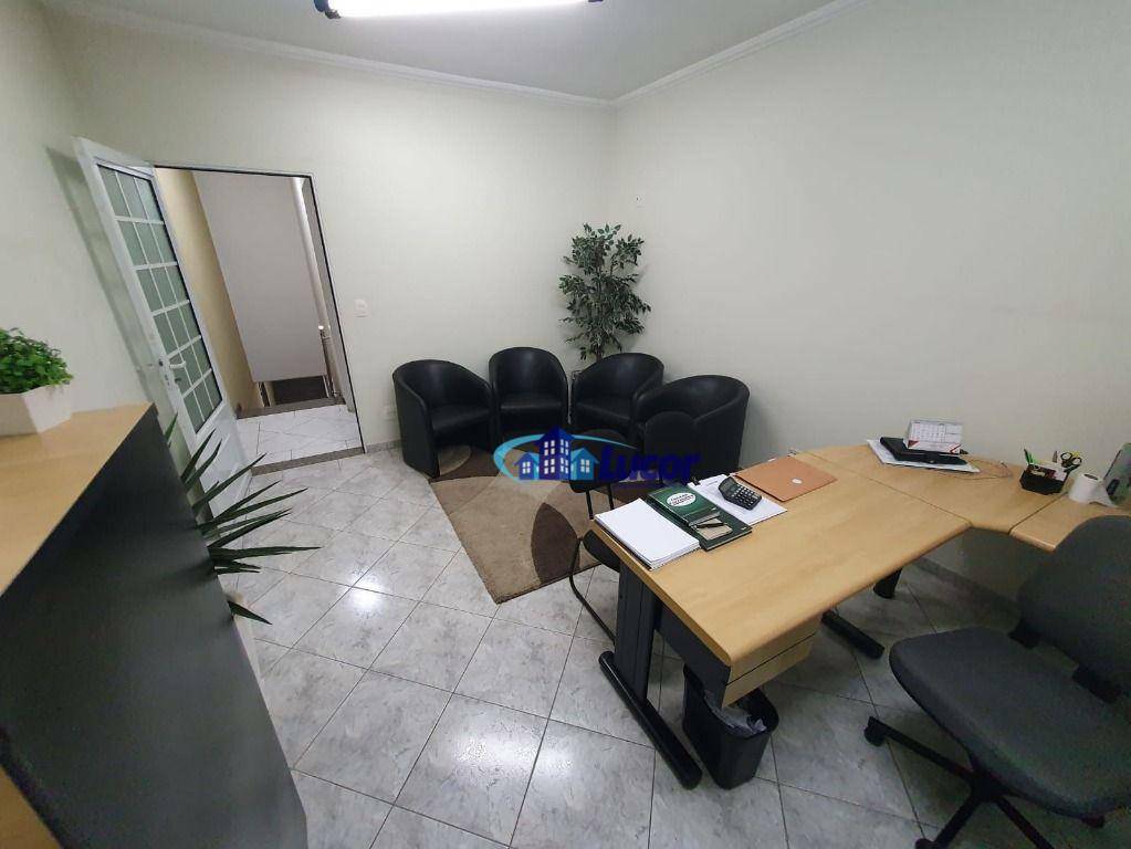 Sobrado à venda com 2 quartos, 300m² - Foto 8