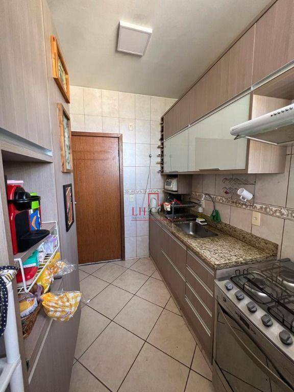 Apartamento à venda com 3 quartos, 80m² - Foto 16