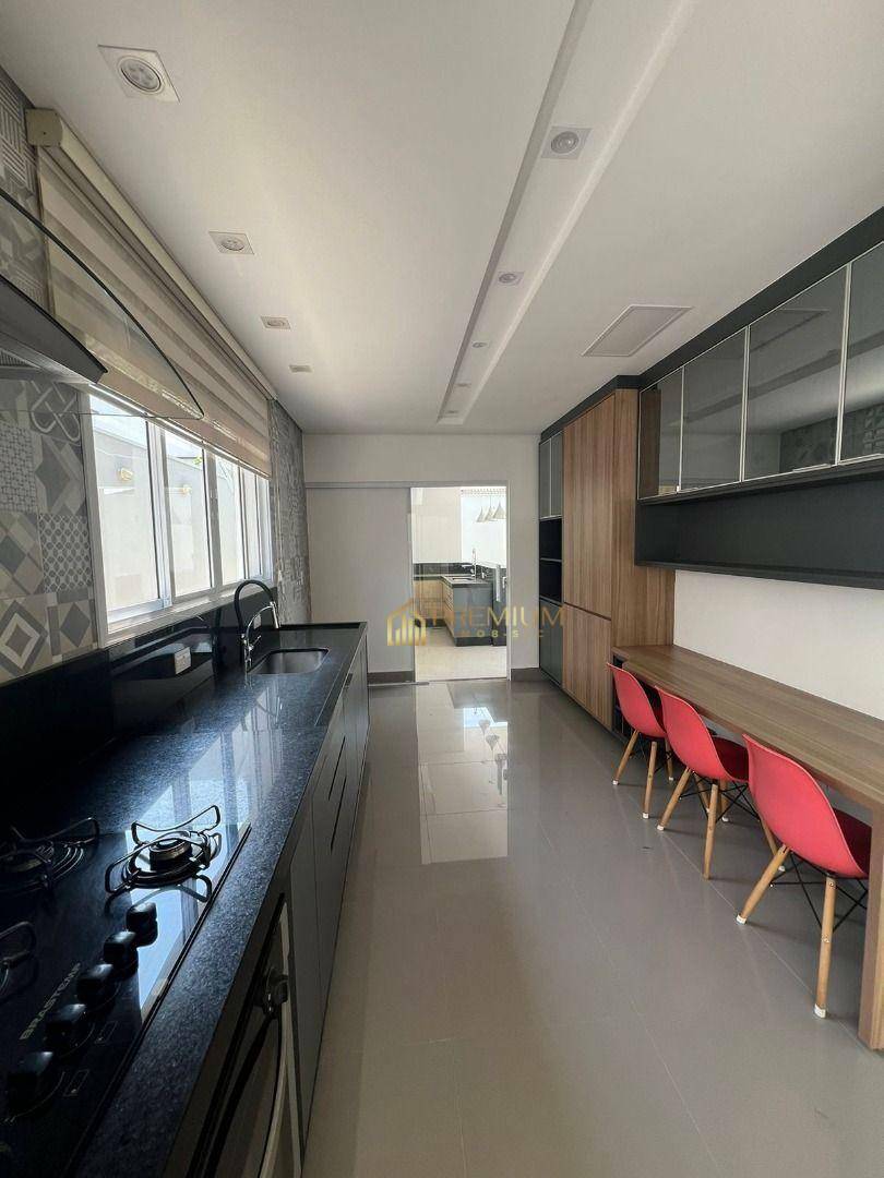 Sobrado à venda com 4 quartos, 333m² - Foto 39