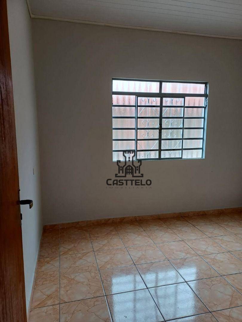 Casa à venda e aluguel com 3 quartos, 130m² - Foto 12