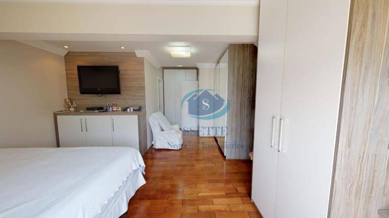 Apartamento à venda com 4 quartos, 251m² - Foto 15