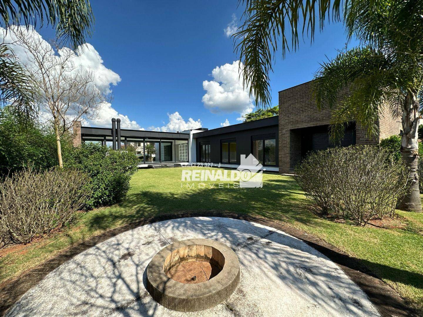 Casa de Condomínio à venda e aluguel com 4 quartos, 485m² - Foto 27