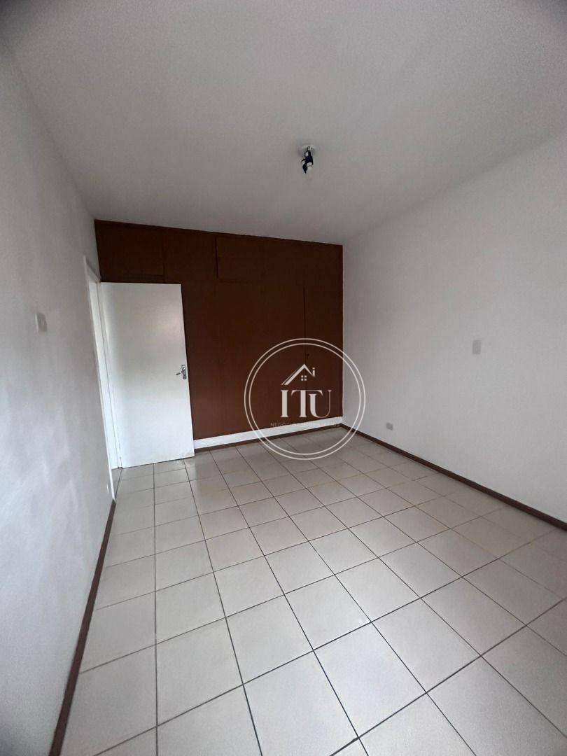 Casa para alugar com 6 quartos, 224m² - Foto 8