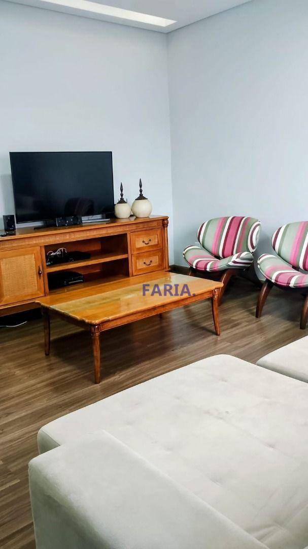 Casa, 3 quartos, 200 m² - Foto 3