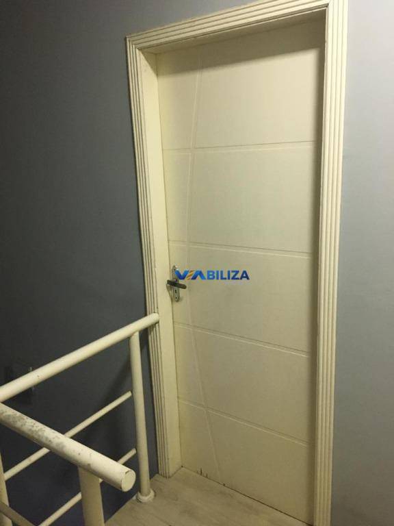 Sobrado à venda com 3 quartos, 200m² - Foto 13