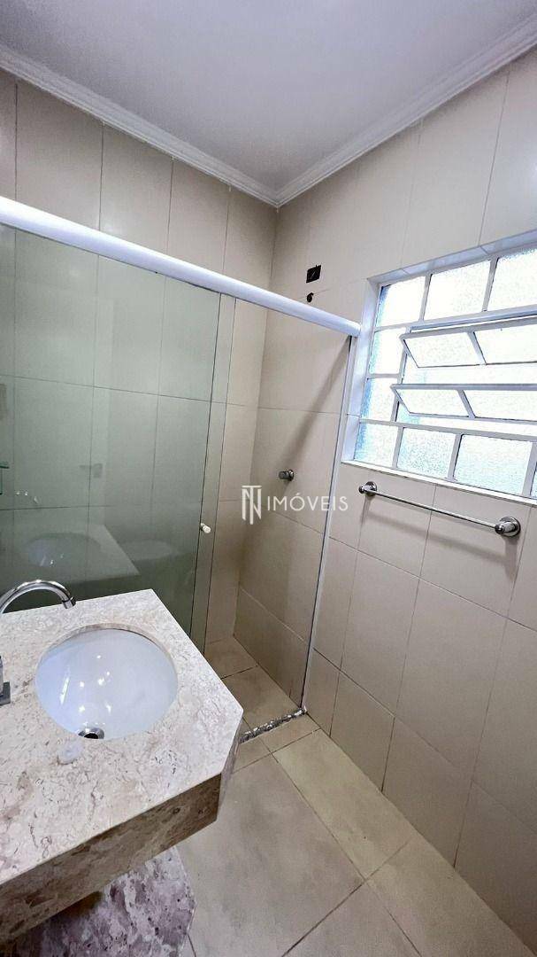 Casa à venda e aluguel com 3 quartos, 150m² - Foto 43