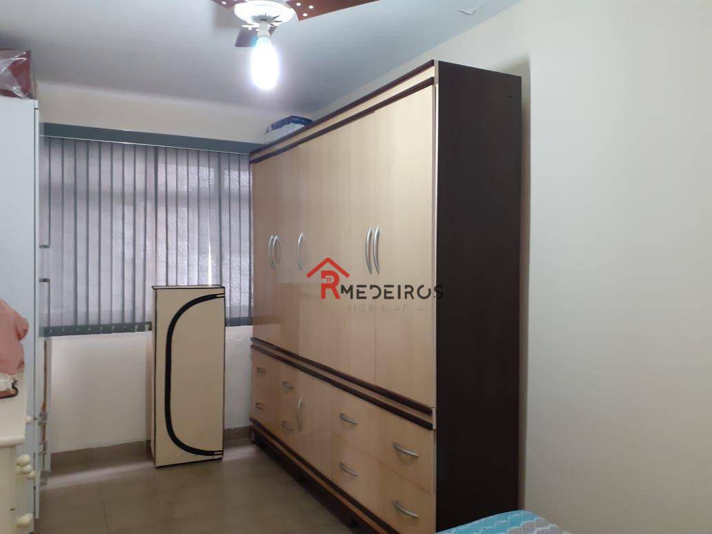 Apartamento à venda com 1 quarto, 40m² - Foto 11