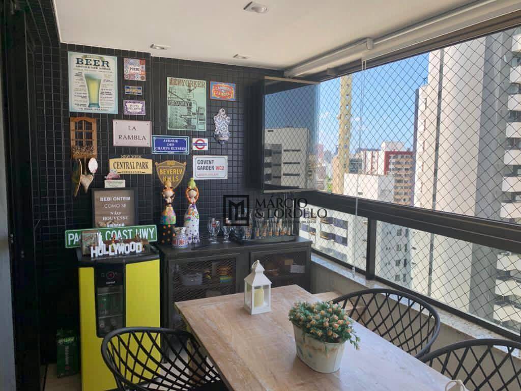 Apartamento à venda com 4 quartos, 143m² - Foto 1