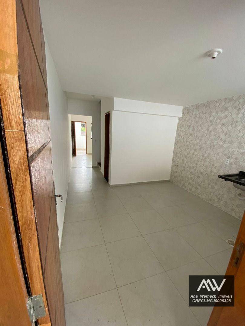 Casa de Condomínio à venda com 2 quartos, 160m² - Foto 4