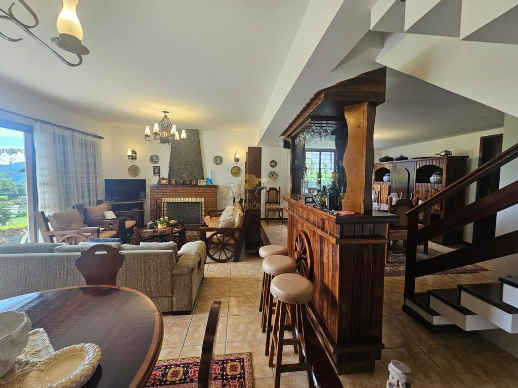 Casa de Condomínio à venda com 6 quartos, 190m² - Foto 7