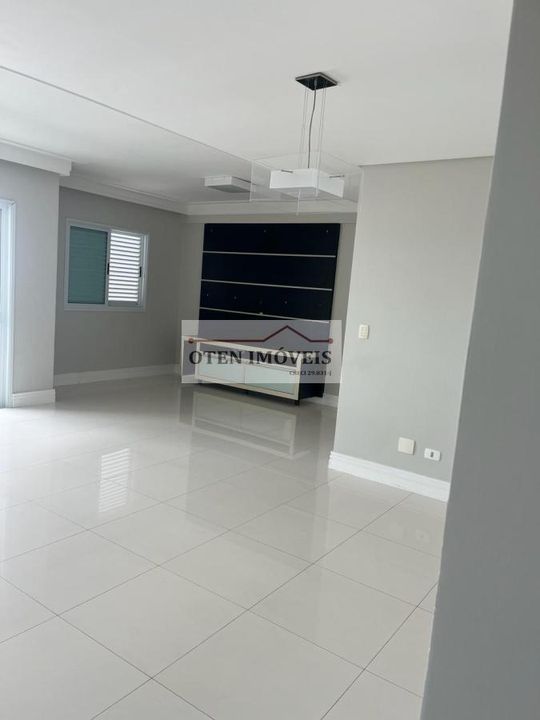 Apartamento para alugar com 3 quartos, 122m² - Foto 1