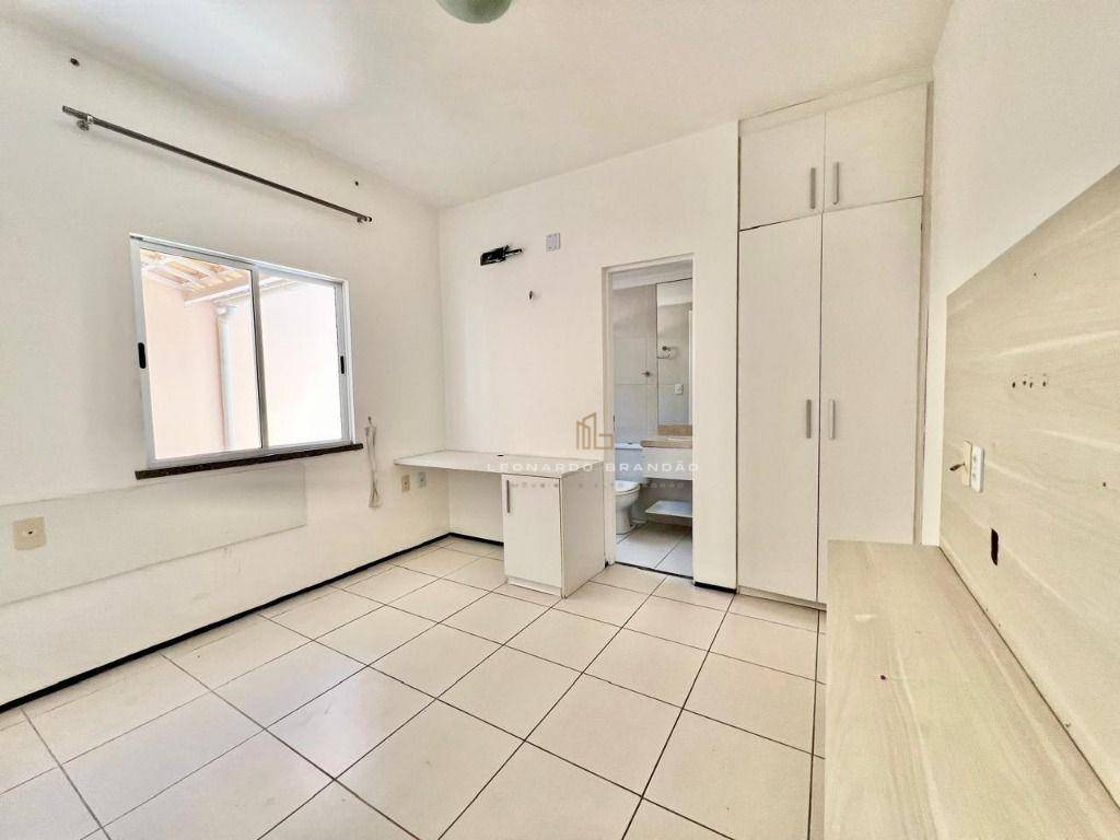 Casa de Condomínio à venda com 4 quartos, 165m² - Foto 9