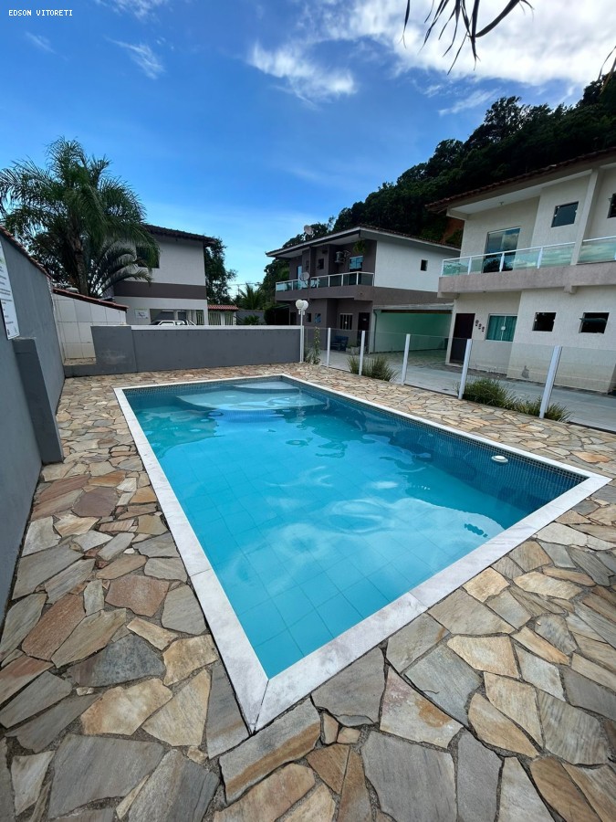 Casa de Condomínio à venda com 3 quartos, 111m² - Foto 1