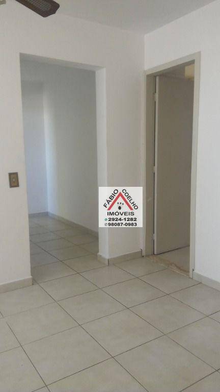 Apartamento à venda com 2 quartos, 56m² - Foto 4