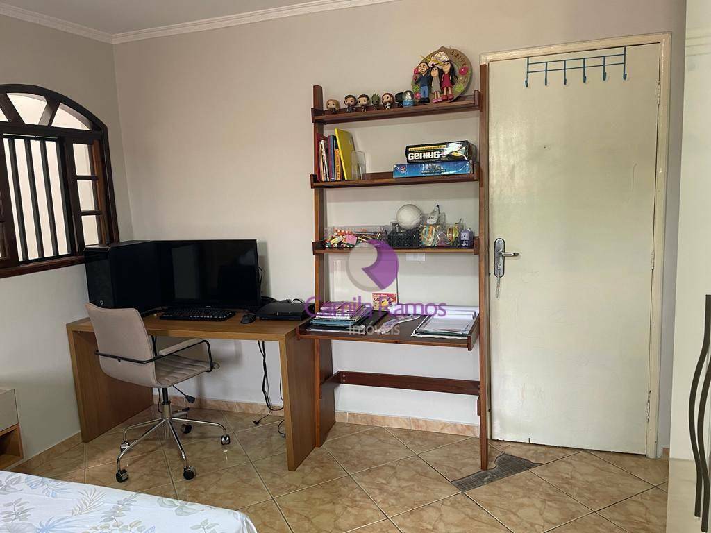 Sobrado à venda com 3 quartos, 240m² - Foto 20