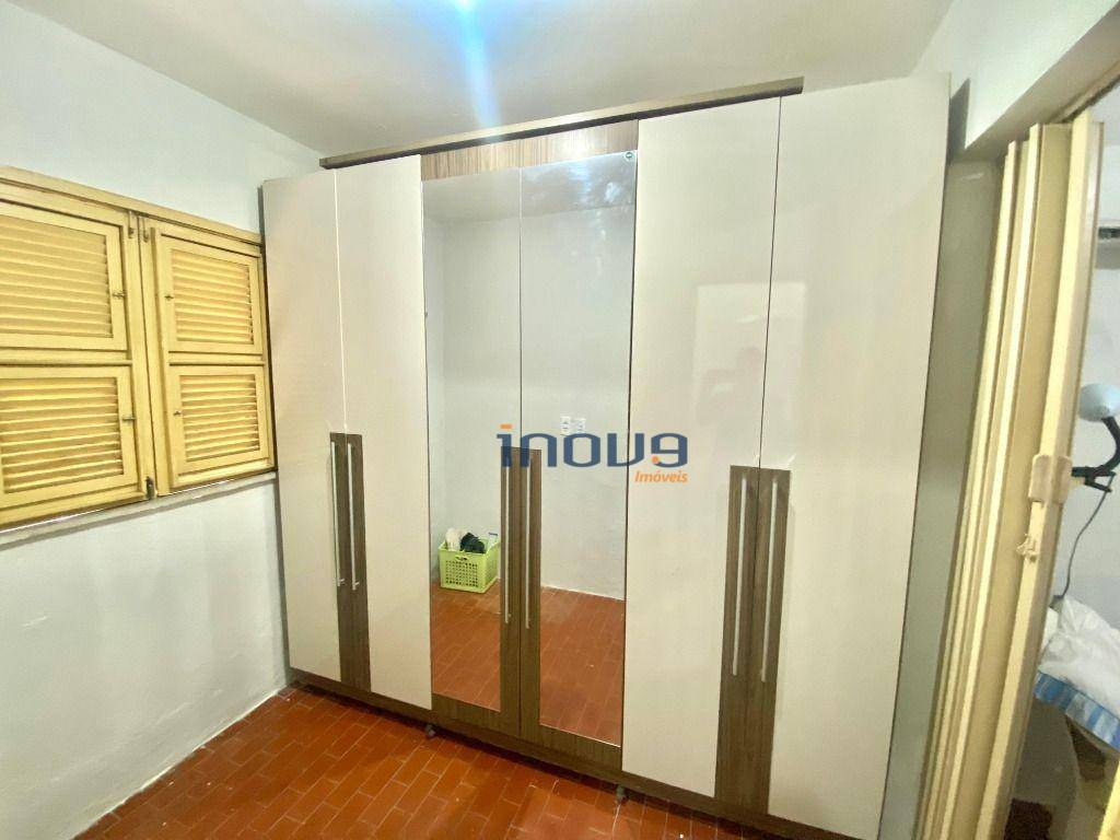 Casa à venda com 3 quartos, 158m² - Foto 14