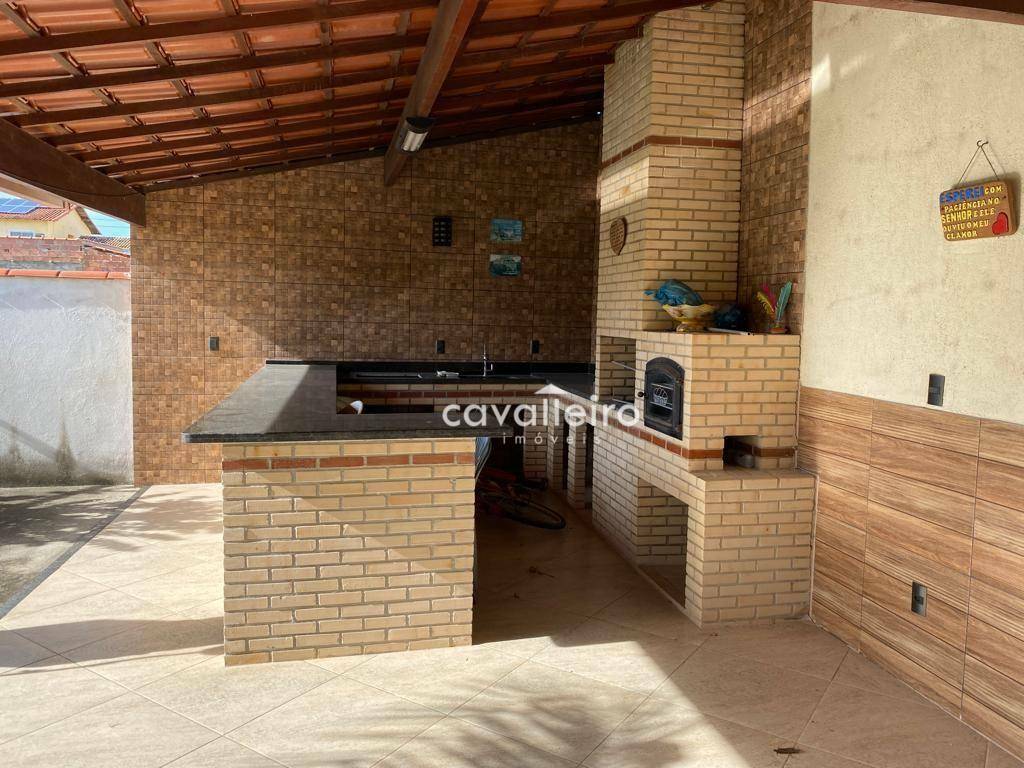 Casa à venda com 3 quartos, 130m² - Foto 14