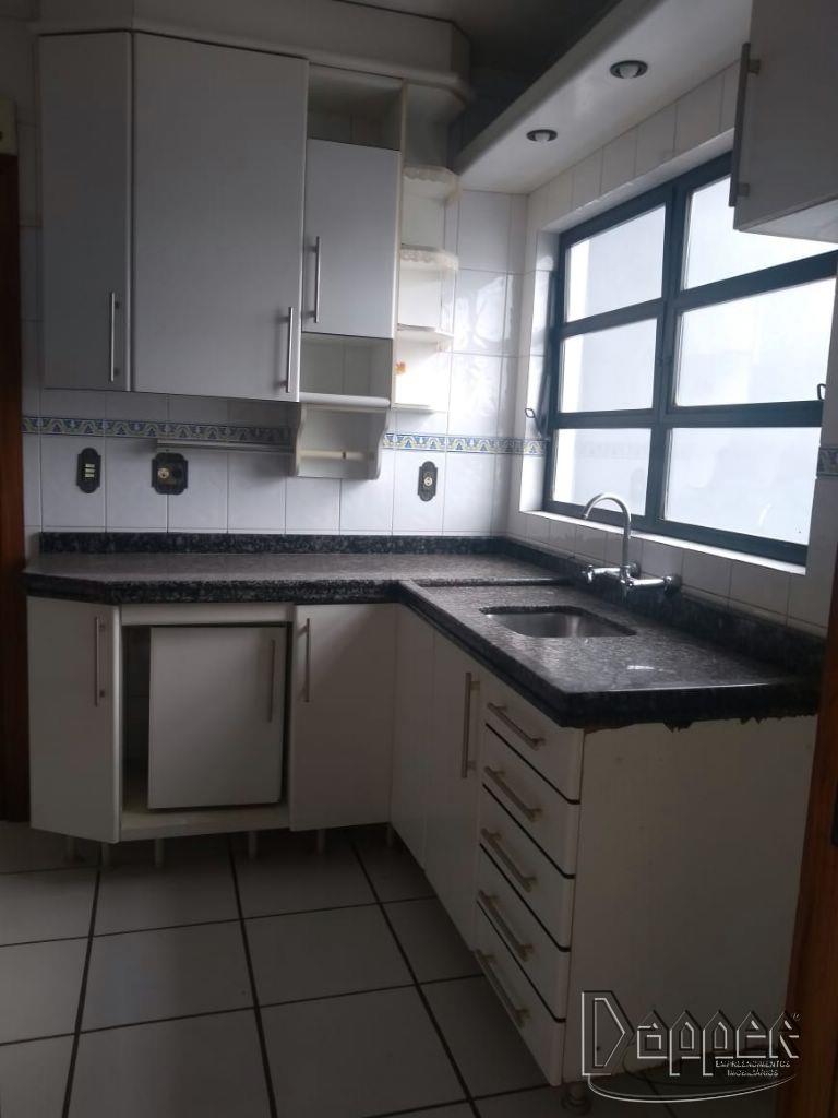 Apartamento à venda com 3 quartos, 143m² - Foto 6