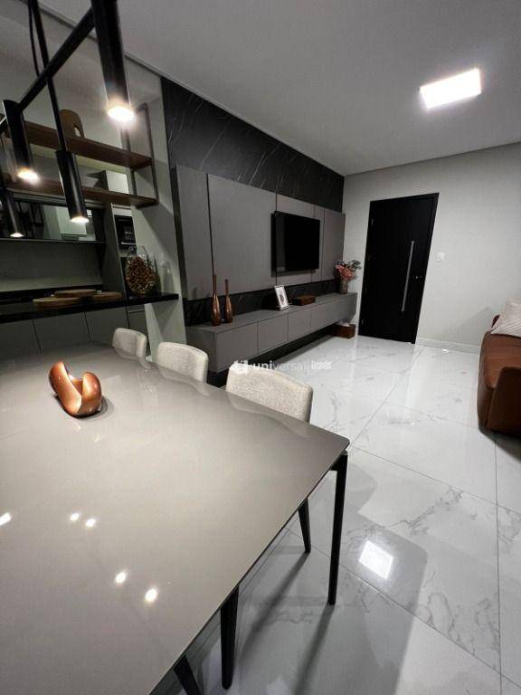 Cobertura à venda com 4 quartos, 206m² - Foto 2