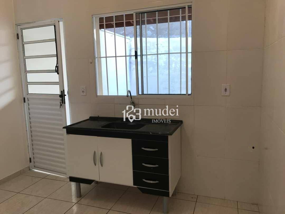 Casa à venda com 2 quartos, 54m² - Foto 14