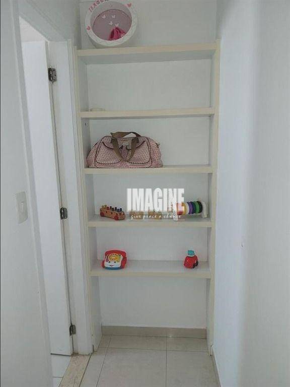 Apartamento à venda com 3 quartos, 105m² - Foto 7