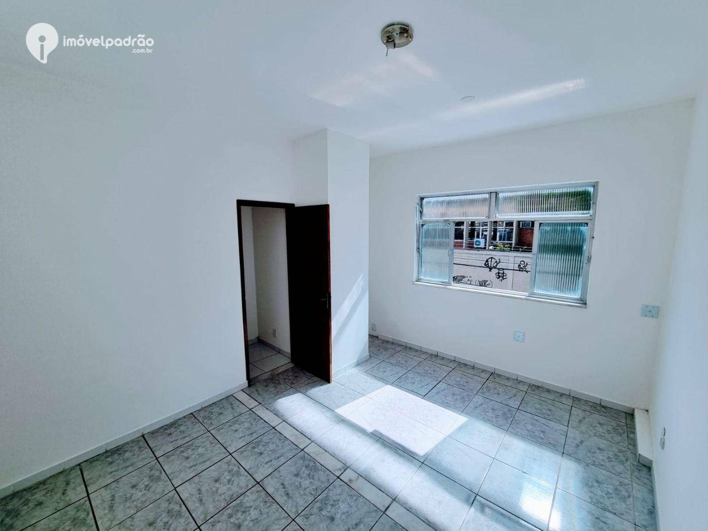 Apartamento à venda com 2 quartos, 70m² - Foto 15
