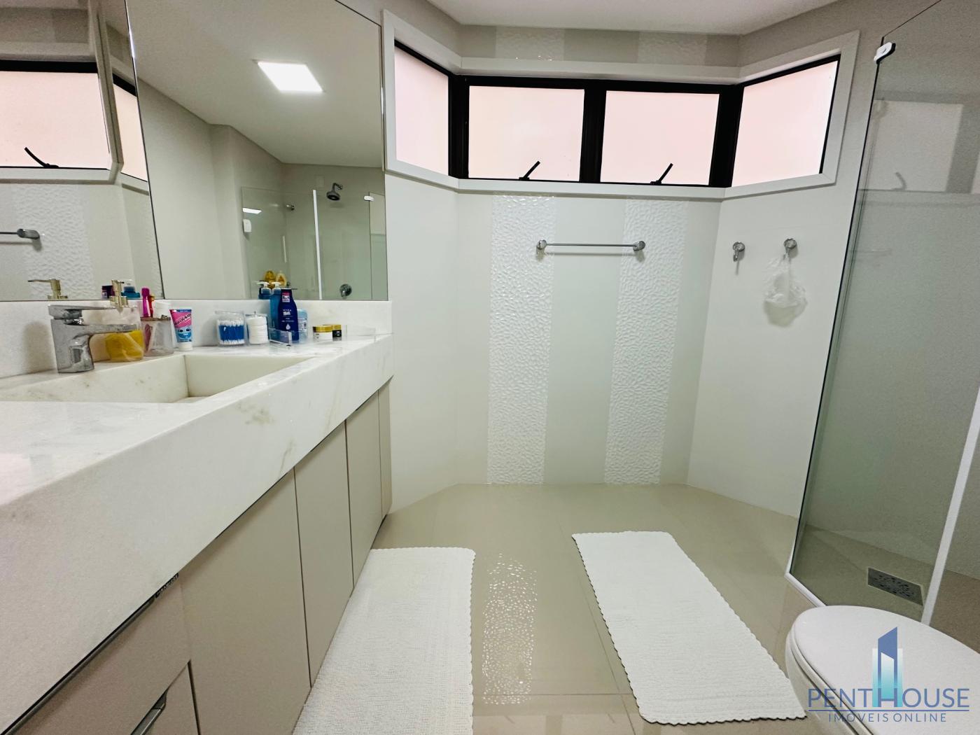 Apartamento à venda com 3 quartos, 179m² - Foto 31