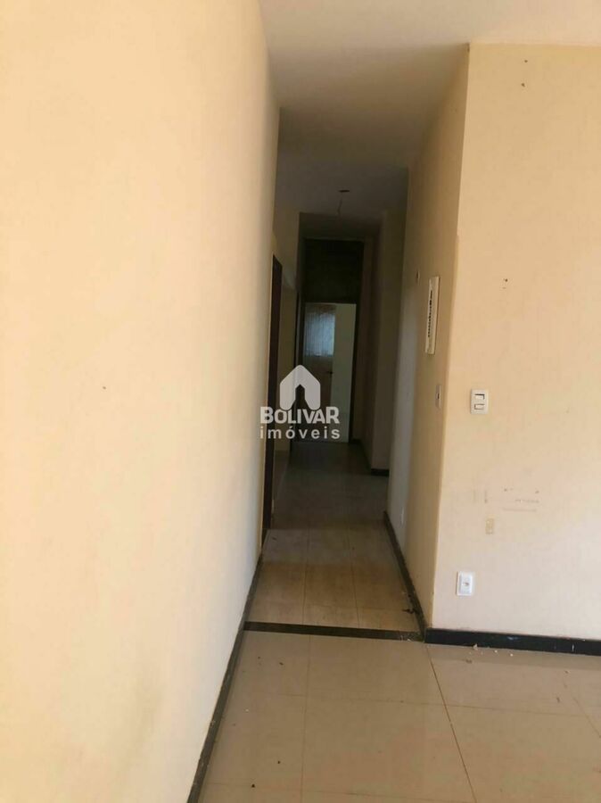 Casa à venda com 3 quartos, 250m² - Foto 11