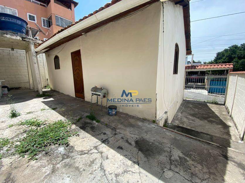 Casa à venda com 2 quartos, 64m² - Foto 12