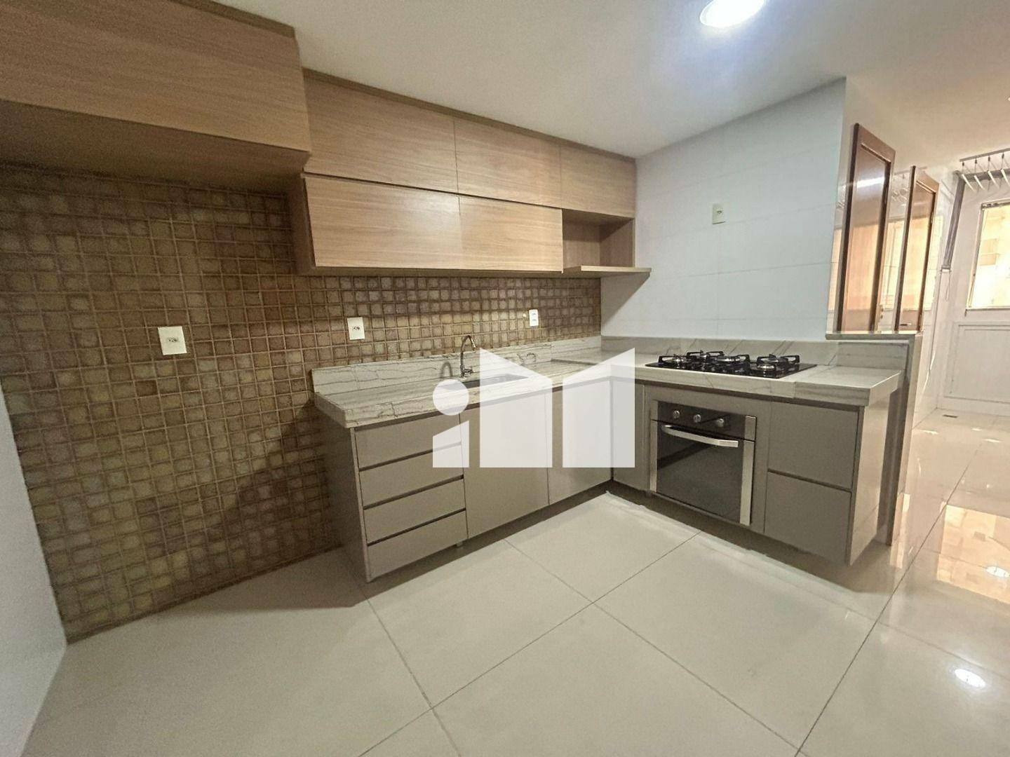 Apartamento à venda com 4 quartos, 180m² - Foto 21