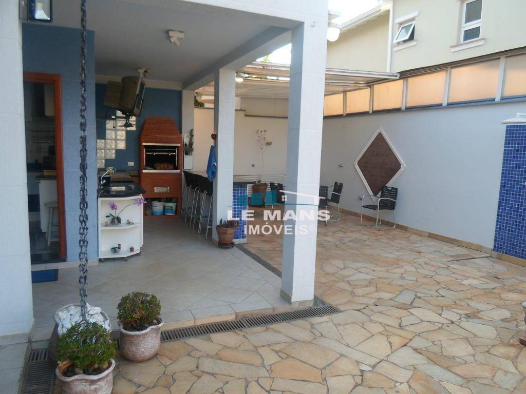 Casa de Condomínio à venda com 3 quartos, 298m² - Foto 19