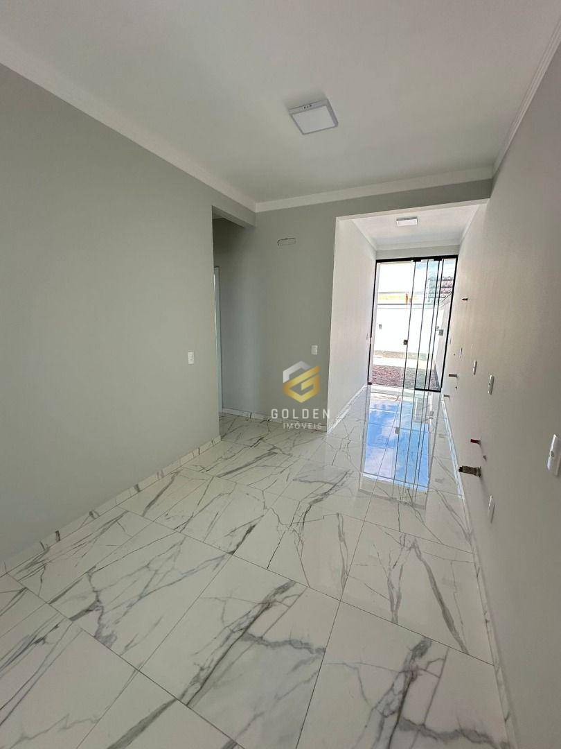 Casa à venda com 3 quartos, 93m² - Foto 6
