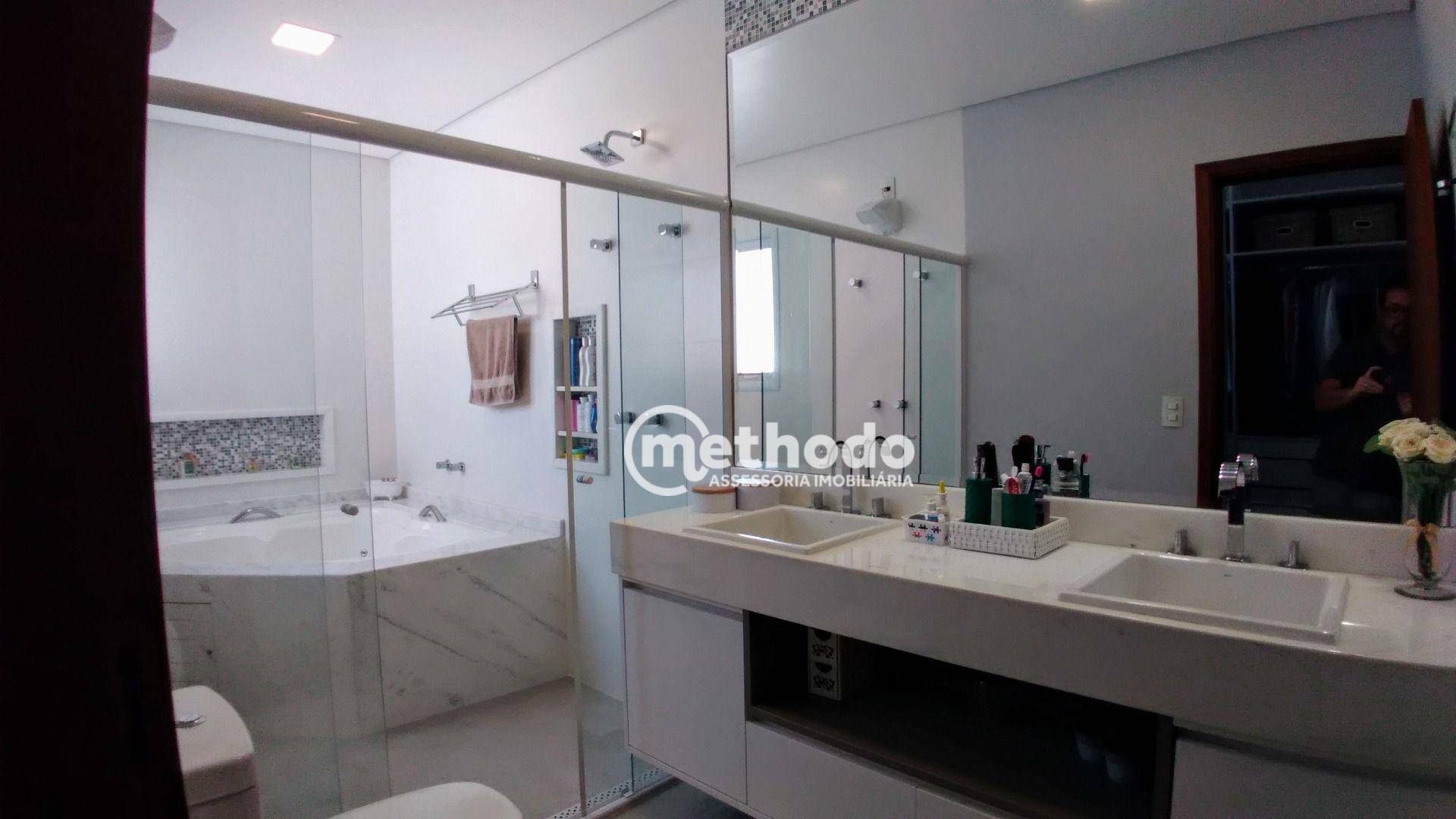 Casa de Condomínio à venda com 4 quartos, 330m² - Foto 10