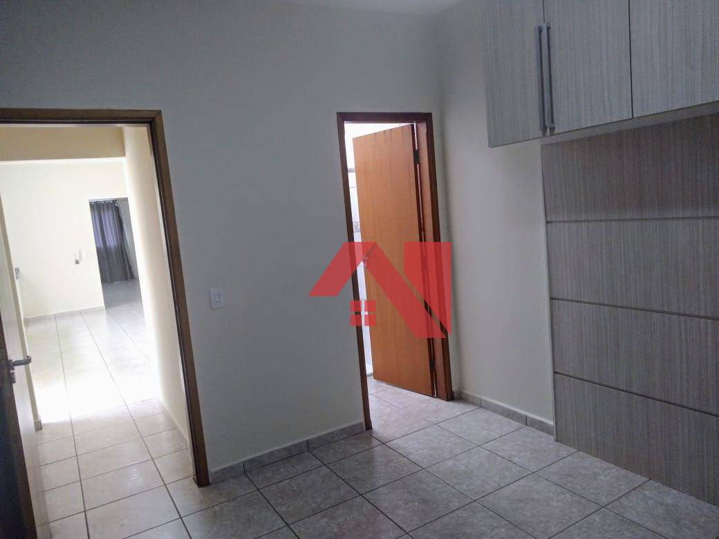 Apartamento para alugar com 2 quartos, 130m² - Foto 10