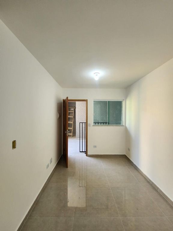 Apartamento para alugar com 2 quartos, 45m² - Foto 4