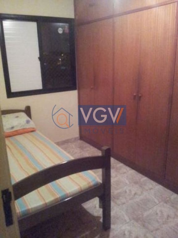 Apartamento à venda com 2 quartos, 57m² - Foto 4