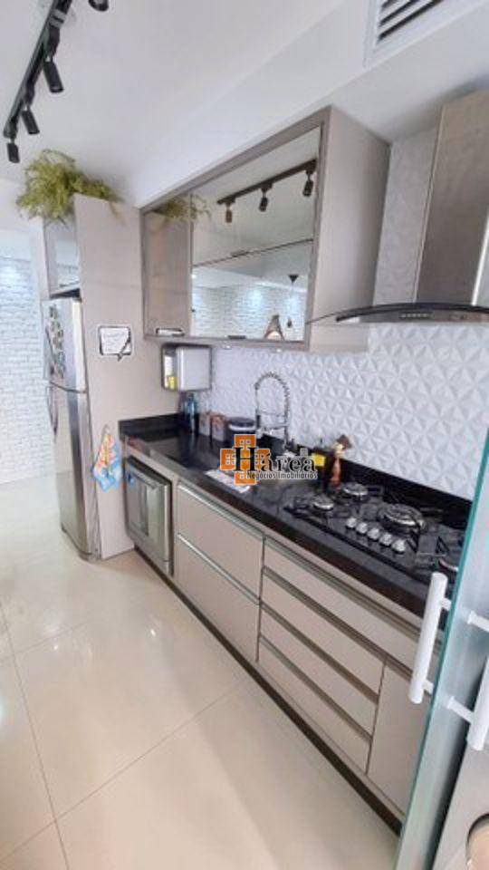 Apartamento à venda com 3 quartos, 95m² - Foto 13