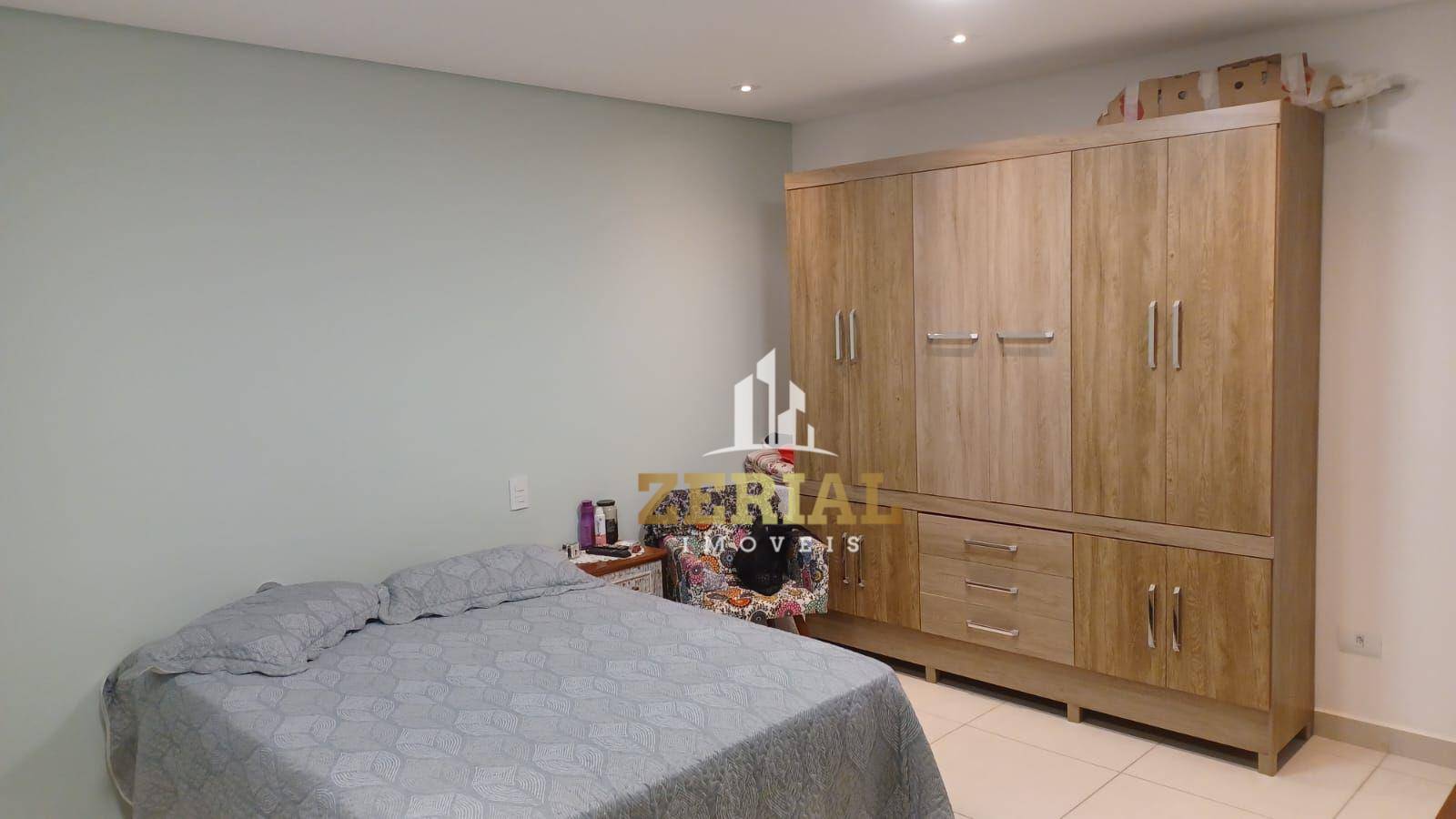 Sobrado à venda com 2 quartos, 250m² - Foto 22