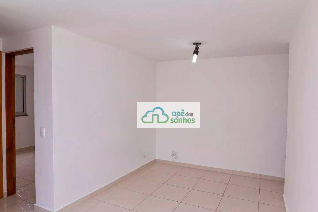 Apartamento à venda com 2 quartos, 58m² - Foto 4