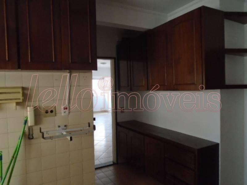 Apartamento para alugar com 3 quartos, 103m² - Foto 9