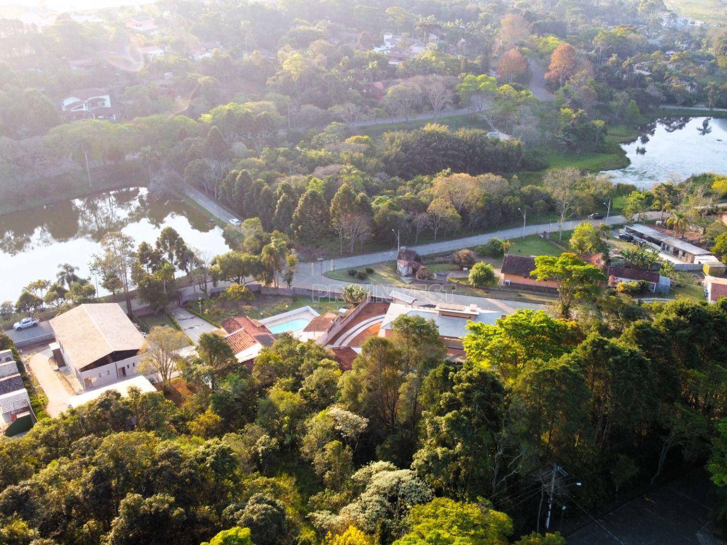 Casa de Condomínio à venda e aluguel com 3 quartos, 250m² - Foto 39