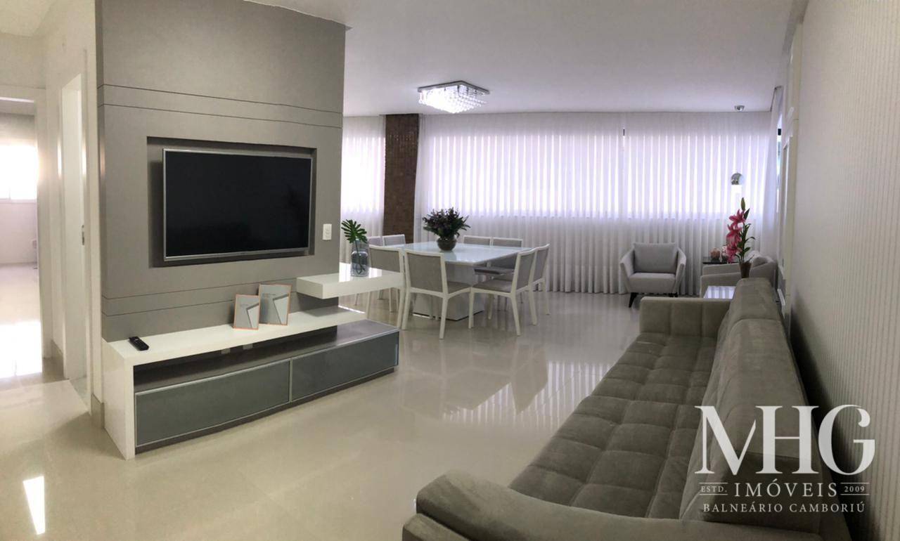 Apartamento à venda com 4 quartos, 237m² - Foto 1