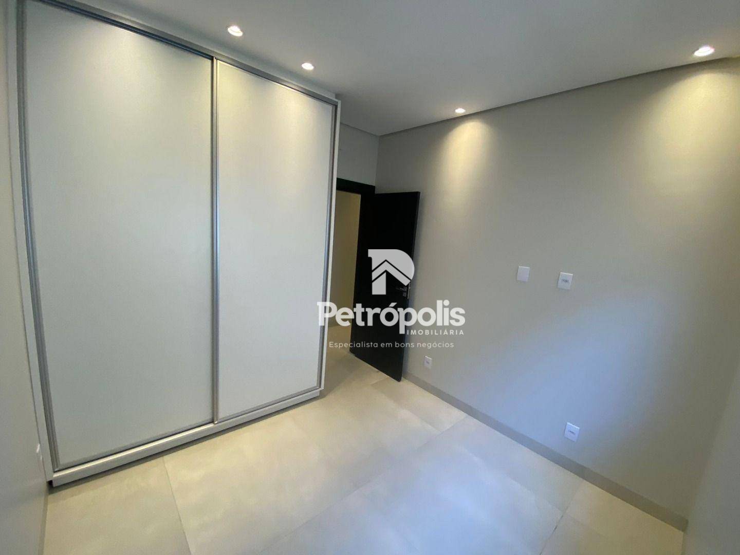 Casa à venda com 3 quartos, 103m² - Foto 13