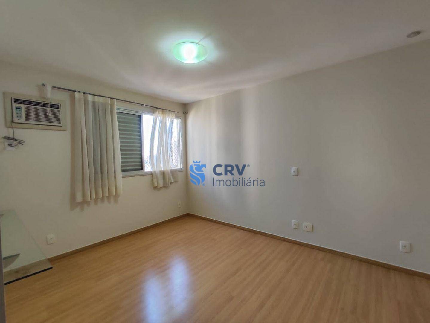 Apartamento para alugar com 3 quartos, 130m² - Foto 18