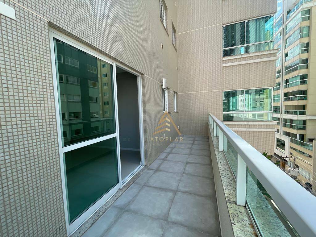 Apartamento à venda com 3 quartos, 159m² - Foto 16